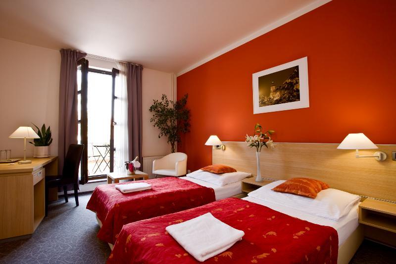 Hotel Na Zamecku Prague Exterior photo